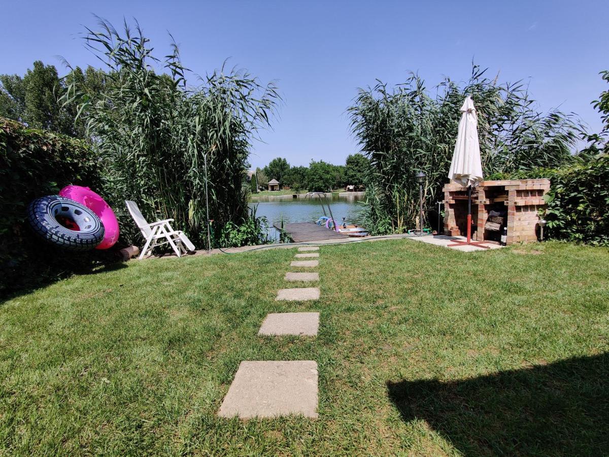 Tobak Vendeghaz Villa Békésszentandrás Bagian luar foto